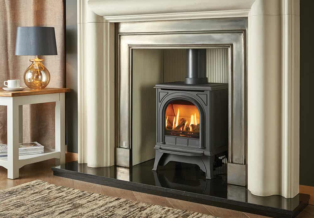 Huntingdon 20 Matt Black Logs Balance Flue Clear Door
