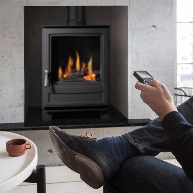 Eco Burn Medium Gas Stove Balance Flued, LPG