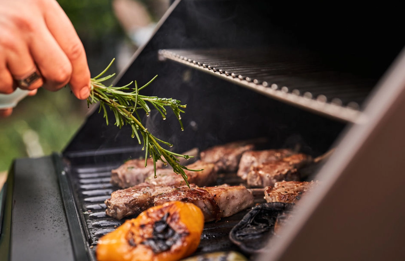 Crossray eXtreme Infared Portable Electric BBQ with Trolly